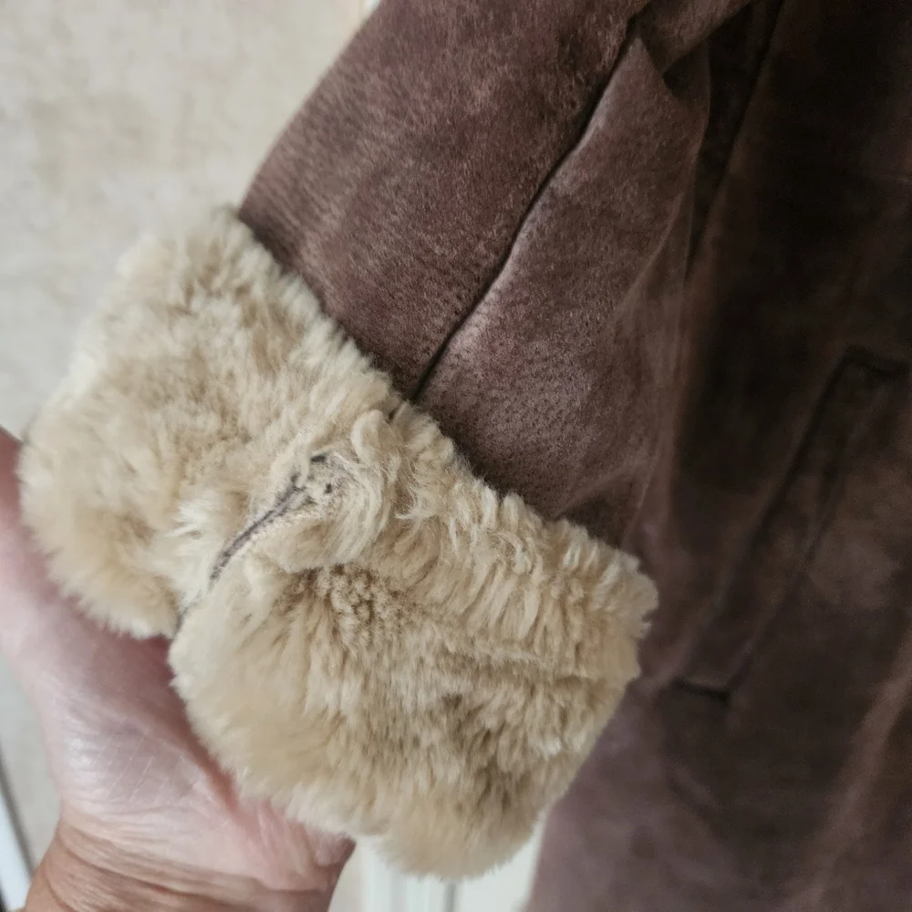 Wilsons Leather Tan Shearling Jacket.pit To Pit 21"lenght 36"never worn. - Picture 7 of 11